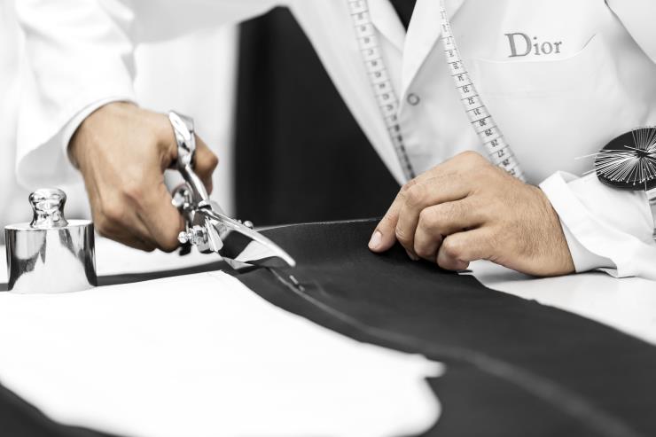 DIOR_MEN_SAVOIR-FAIRE_TAILLEUR OBLIQUE
