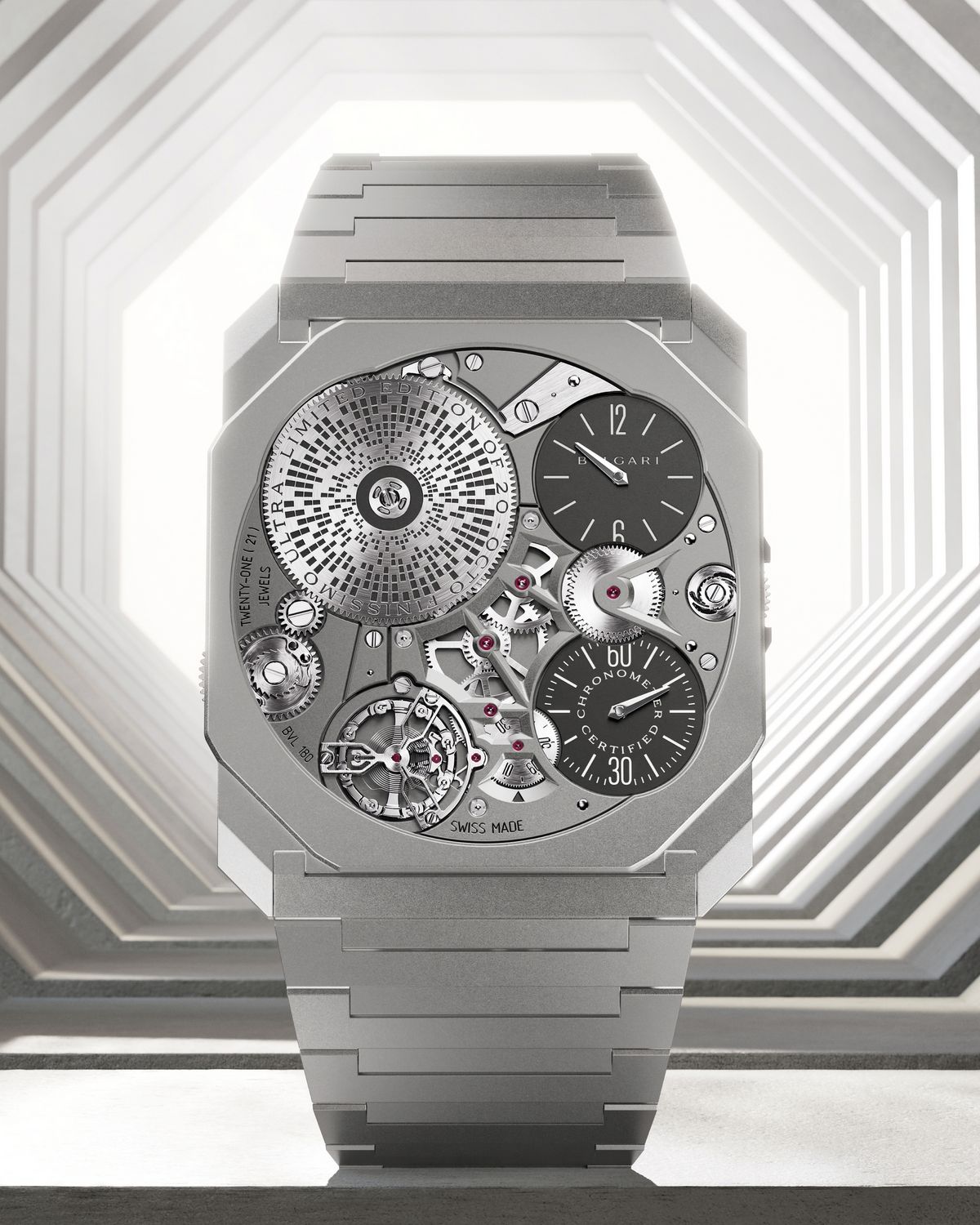 [ REF. 104081 ]