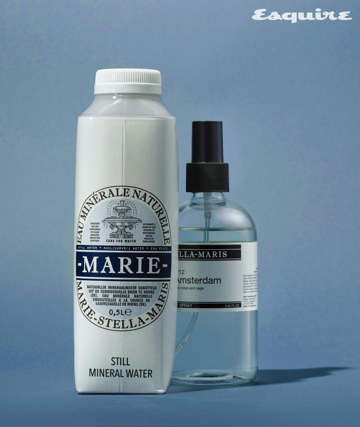 세련된 패키지의 미네랄워터 500mL/1.53유로, 그린티와 시트러스, 세이지 향이 조화로운 오브제 담스테르담 룸 스프레이 250mL/32.90유로 모두 마리 스텔라 마리스.