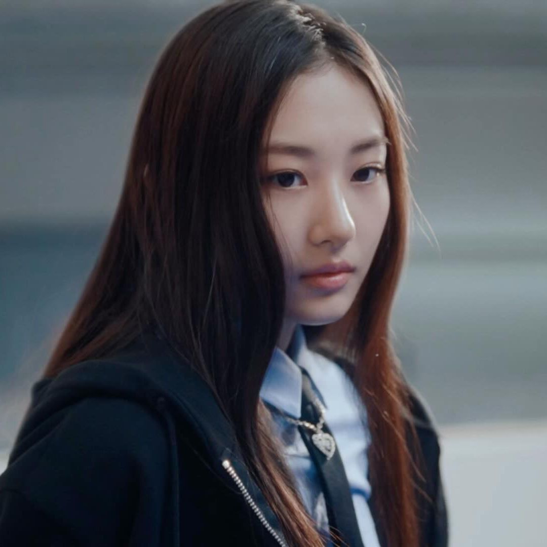 @meovv_official_