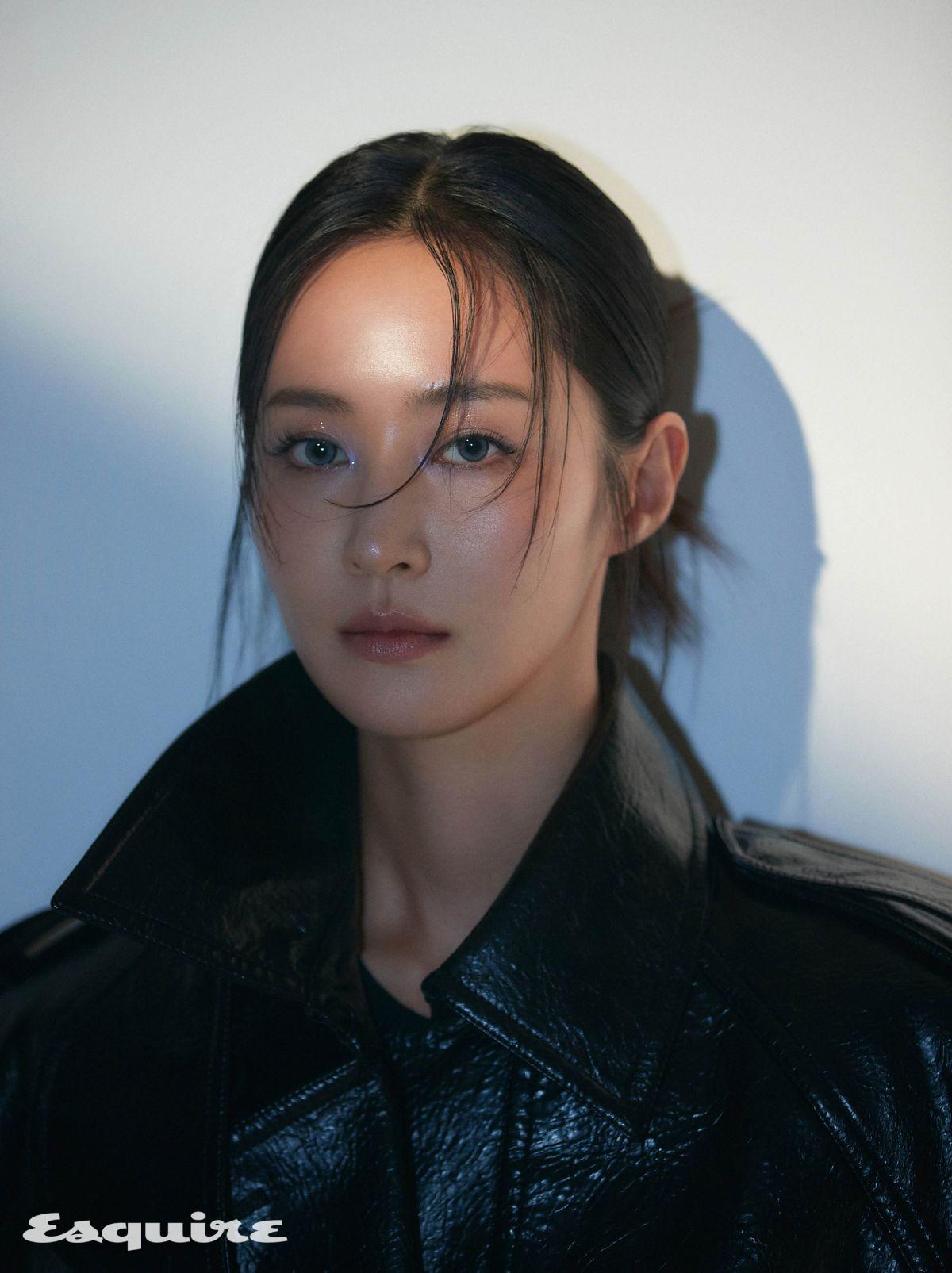 이미지 캡션 영역