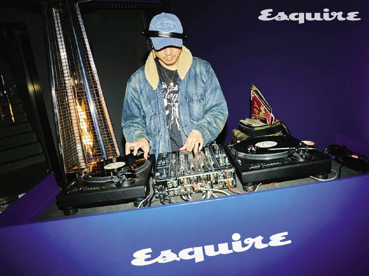 이날의 디제잉을 맡은 DJ 소울스케이프. 