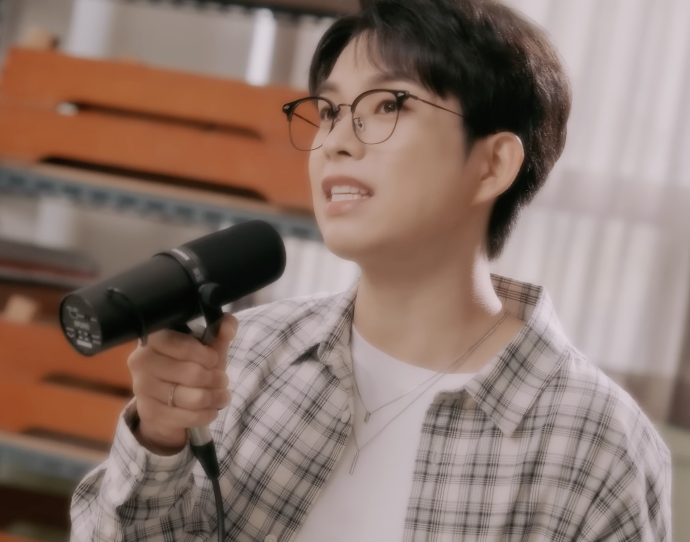루시 공식 유튜브