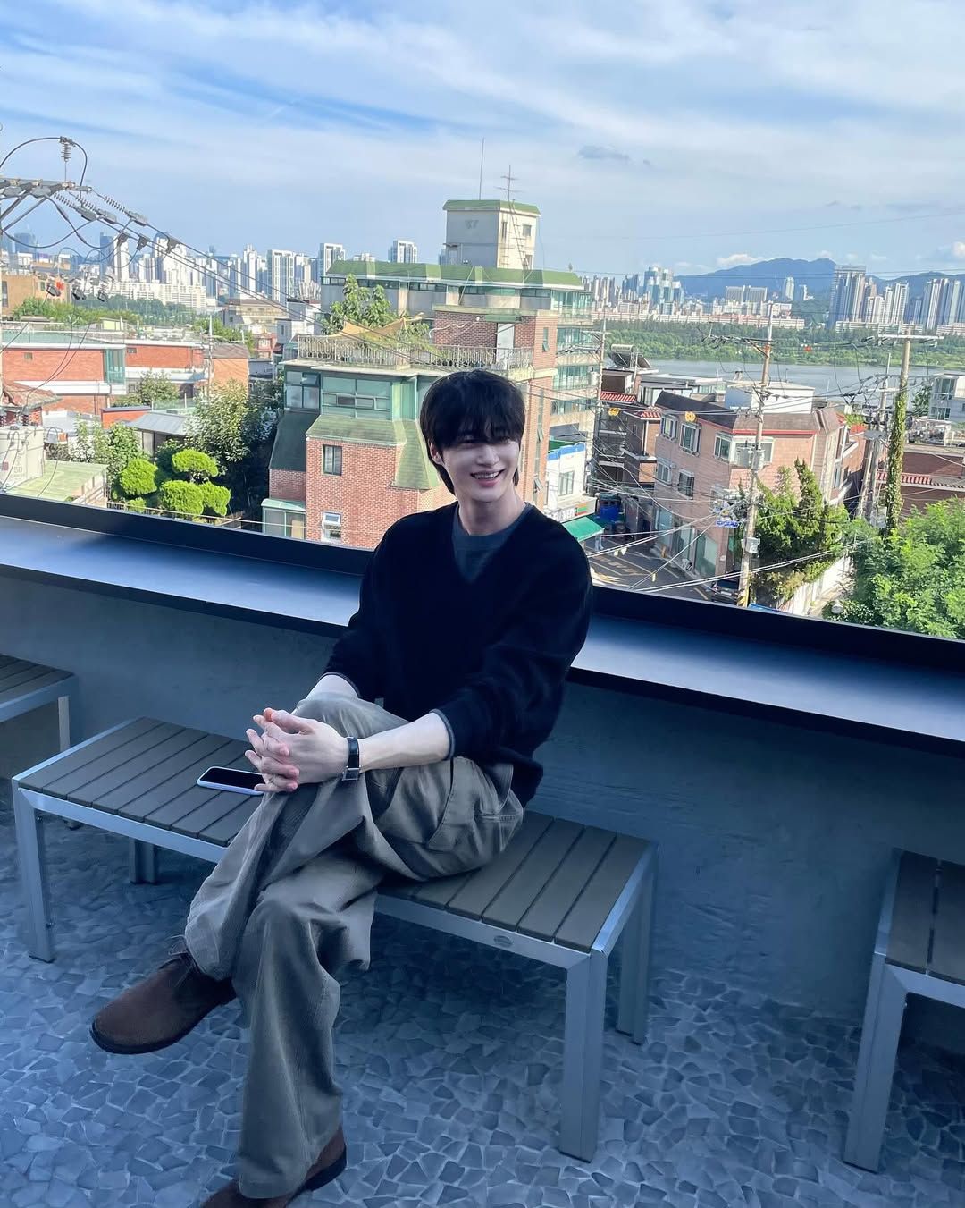 모카무스 컬러로 가을 스타일 완성하기/ 인스타그램 @byeonwooseok