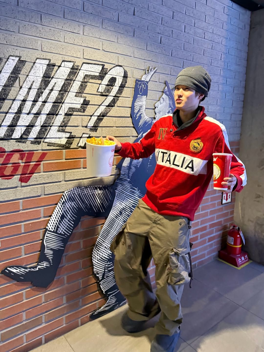 루즈핏 비니를 착용한 라이즈 소희/ 인스타그램 @riize_official