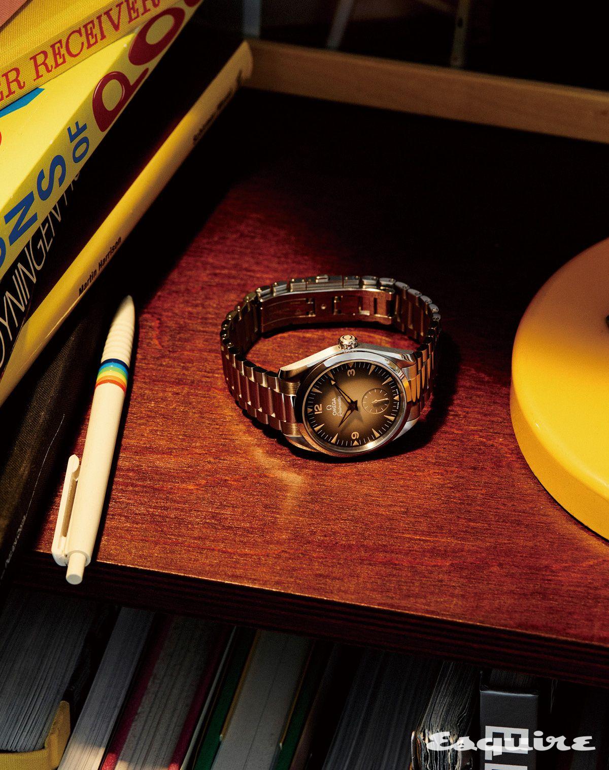 마스터 크로노미터 인증으로 뛰어난 정확성과 안정성을 보장하는 씨마스터 레일마스터 오메가.