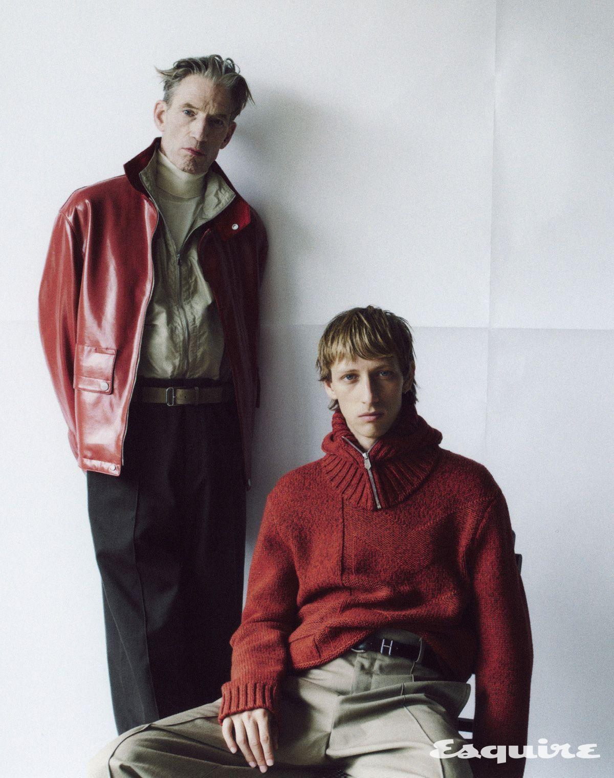 (왼쪽부터) 블루종, 점퍼, 니트, 팬츠, 벨트 모두 에르메스. 점퍼, 팬츠, 벨트 모두 에르메스.