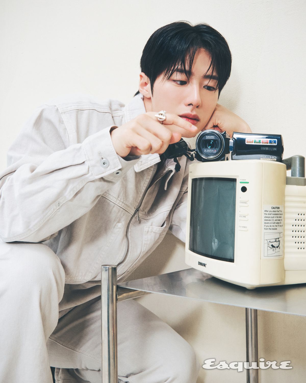 ESQUIRE KOREA x ZIOZIA 30th Anniversary Cho Jaebeom