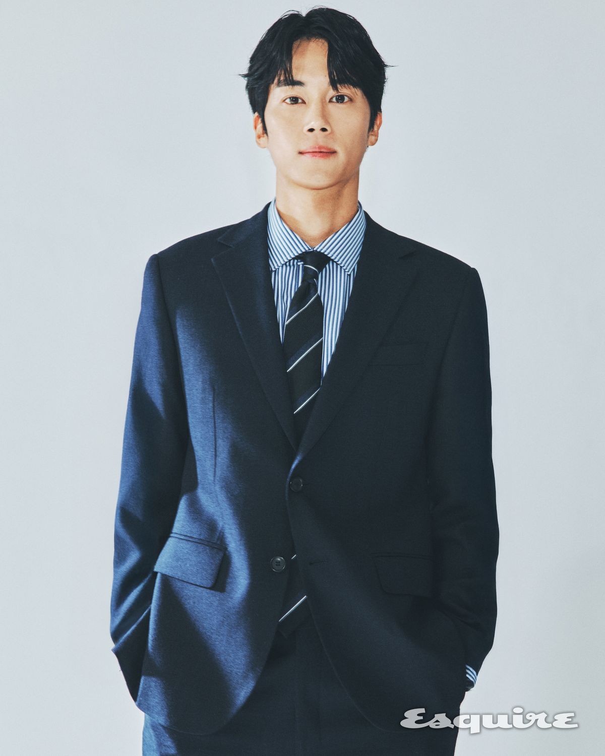 ESQUIRE KOREA x ZIOZIA 30th Anniversary Painter Shin Woojae