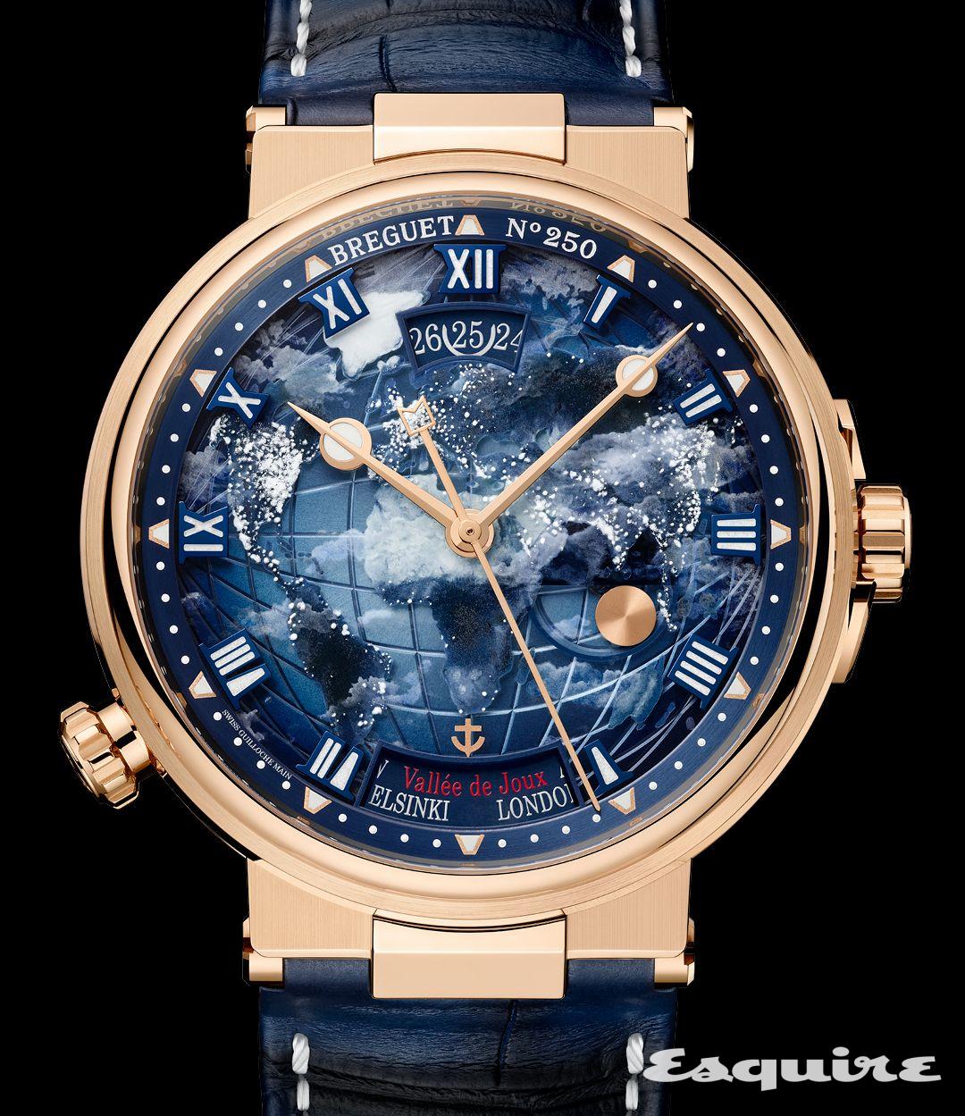 43.9mm 브레게 골드 케이스에 월드타임 기능의 셀프와인딩 77F1 칼리버를 탑재했다. 하늘과 바다를 담은 푸른 다이얼도 인상적이다. 50피스 리미티드 에디션으로 선보이는 마린 오라문디 5555 가격 미정 브레게. 