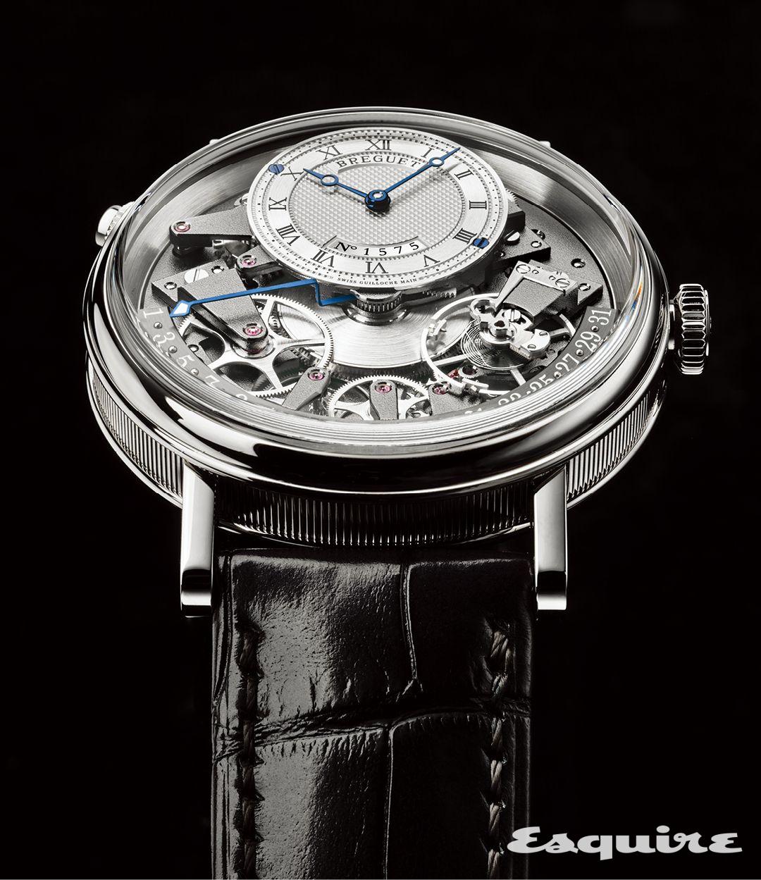 볼드한 40mm 화이트 골드 케이스에 505Q 셀프와인딩 칼리버를 탑재했다. 리버스 인-라인 레버 이스케이프먼트와 실리콘 브레게 밸런스 스프링을 가감 없이 드러낸 트래디션 퀀텀 레트로그레이드 7597 6810만원 브레게.