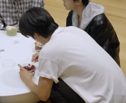 NCT 정우의 아사이볼 레시피 / 출처: 엔시티127 유튜브