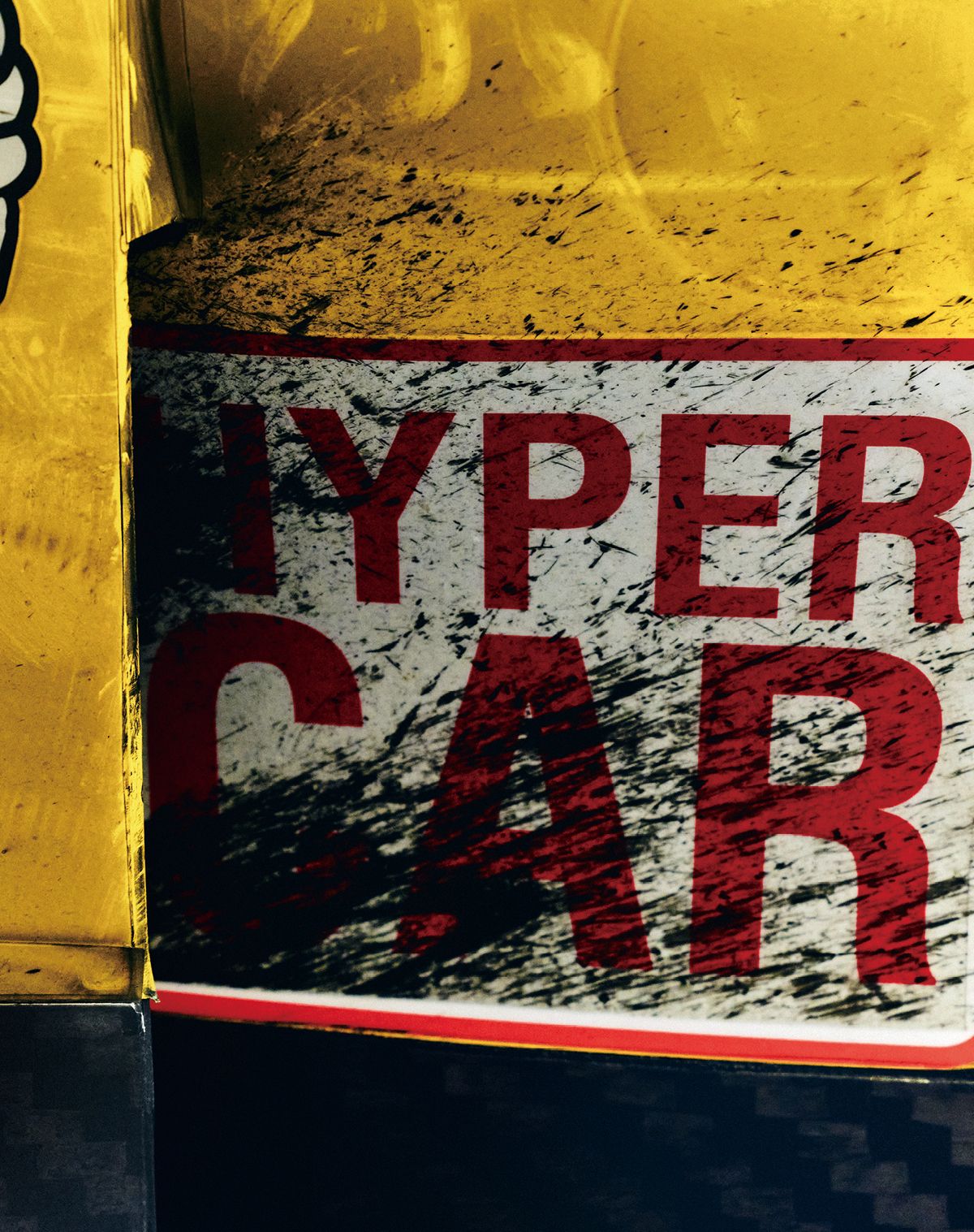 사진 속 499P는 2025 르망 24시 레이스에서 2등인 포르쉐보다 14.084초 먼저 결승선을 통과했다. 24시간을 달렸는데 약 14초밖에 차이가 나지 않았다는 건, 그만큼 경기가 치열했다는 뜻이다.