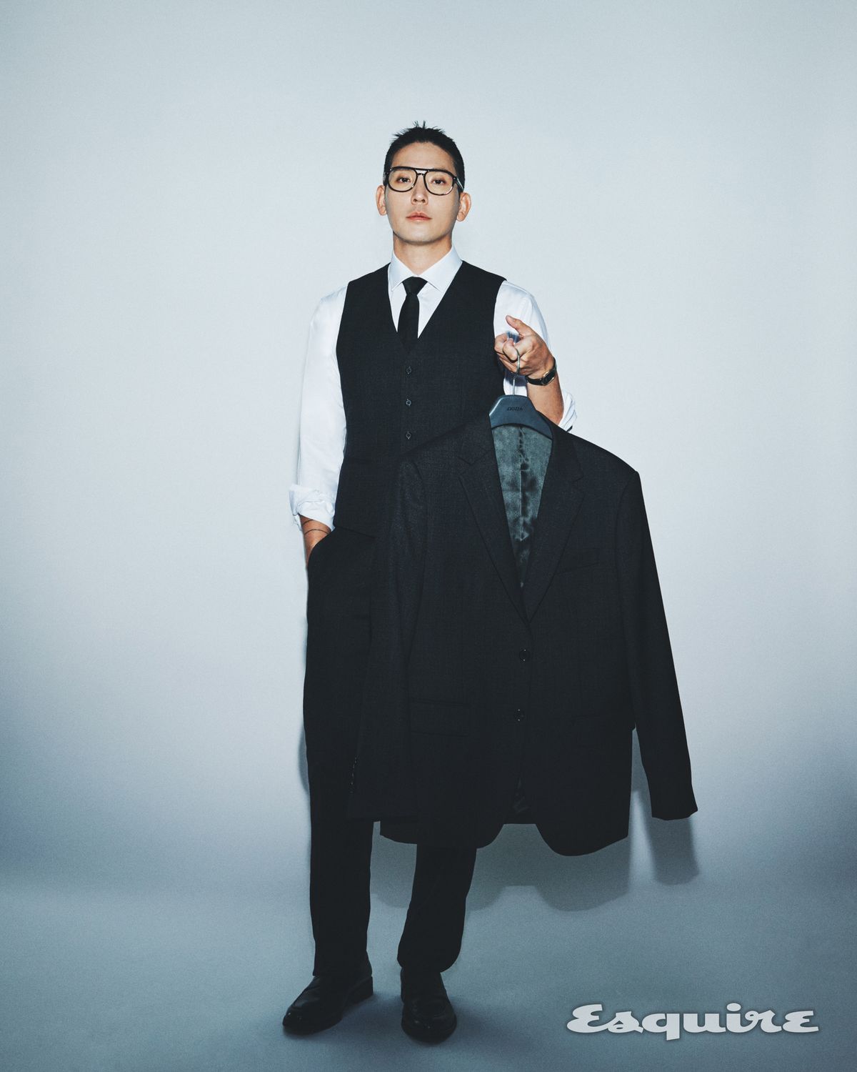 ESQUIRE KOREA x ZIOZIA 30th Anniversary Stylist Jun Jino