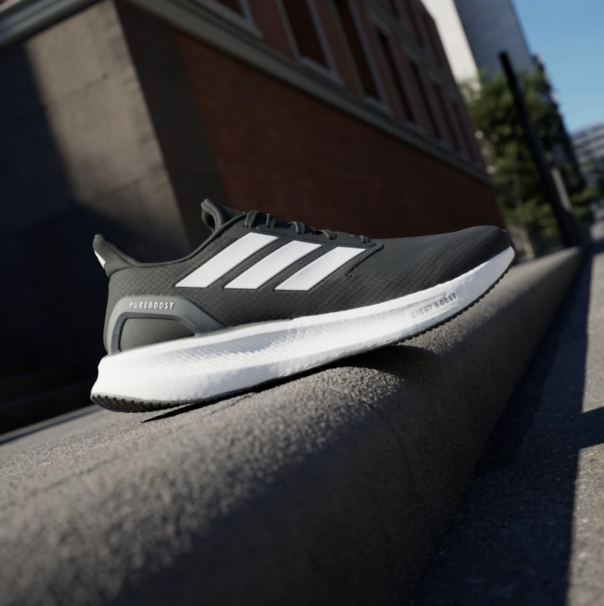 미끄럽지 않은 겨울 러닝화 추천 / 출처: 아디다스 홈페이지