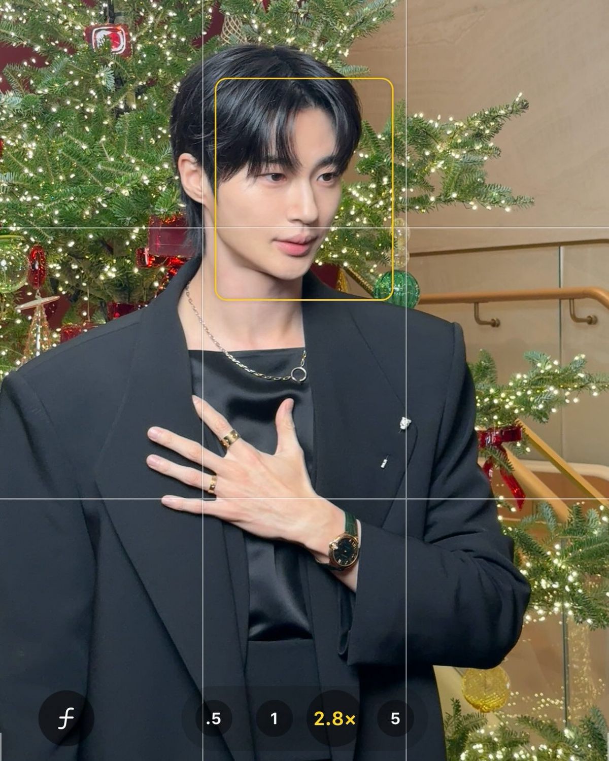 텍스처에 변주를 준 변우석 스타일링 / 출처: 인스타그램 @byeonwooseok