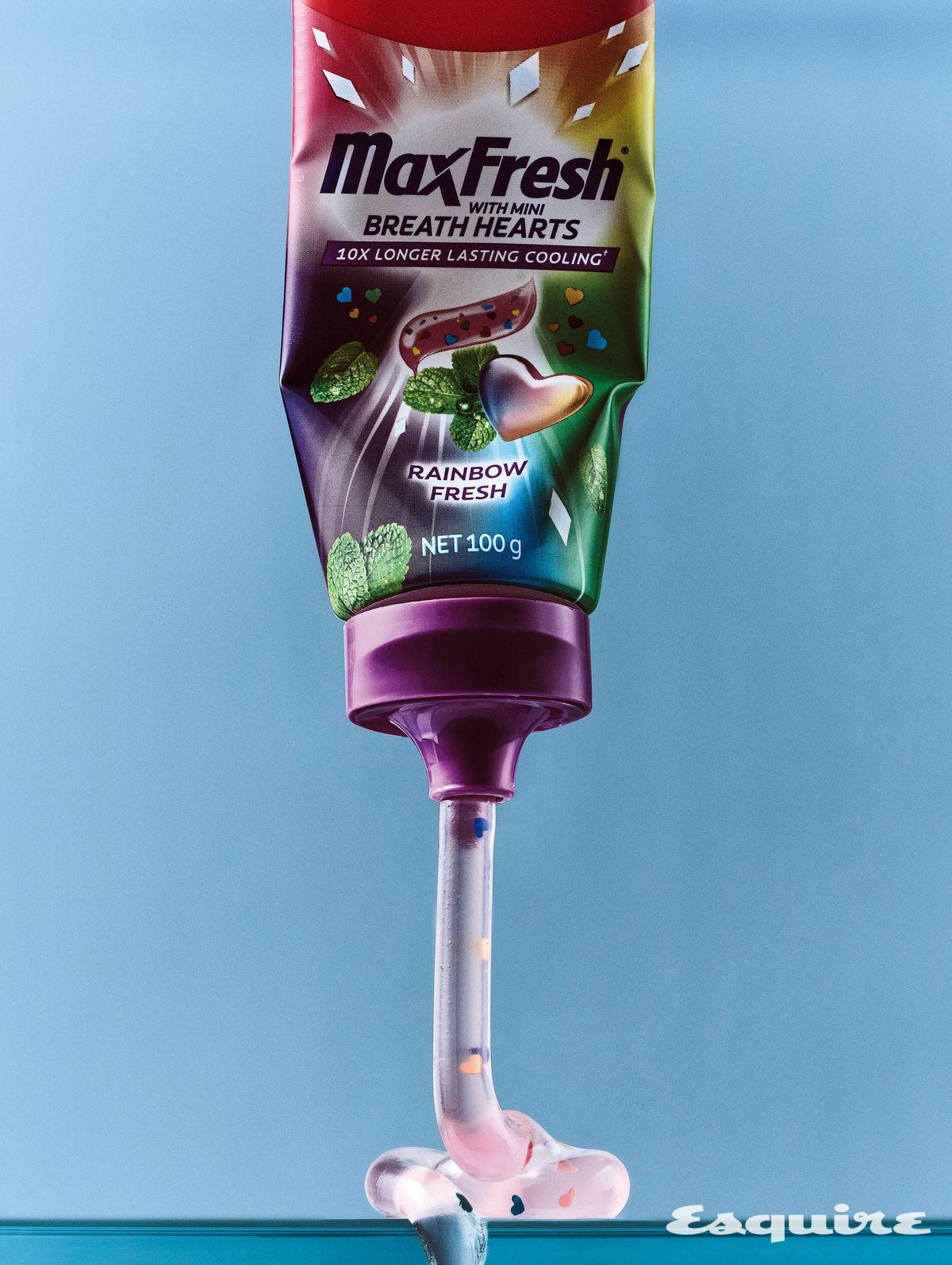 하트형 쿨링 크리스털로 청량감을 오래 남기는 젤 타입 불소 치약 프레쉬 레인보우 100g/가격 미정 콜게이트.