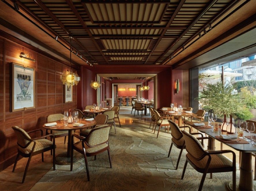 6층 레스토랑, 제이피 앳 루이 비통 (JP at Louis Vuitton).