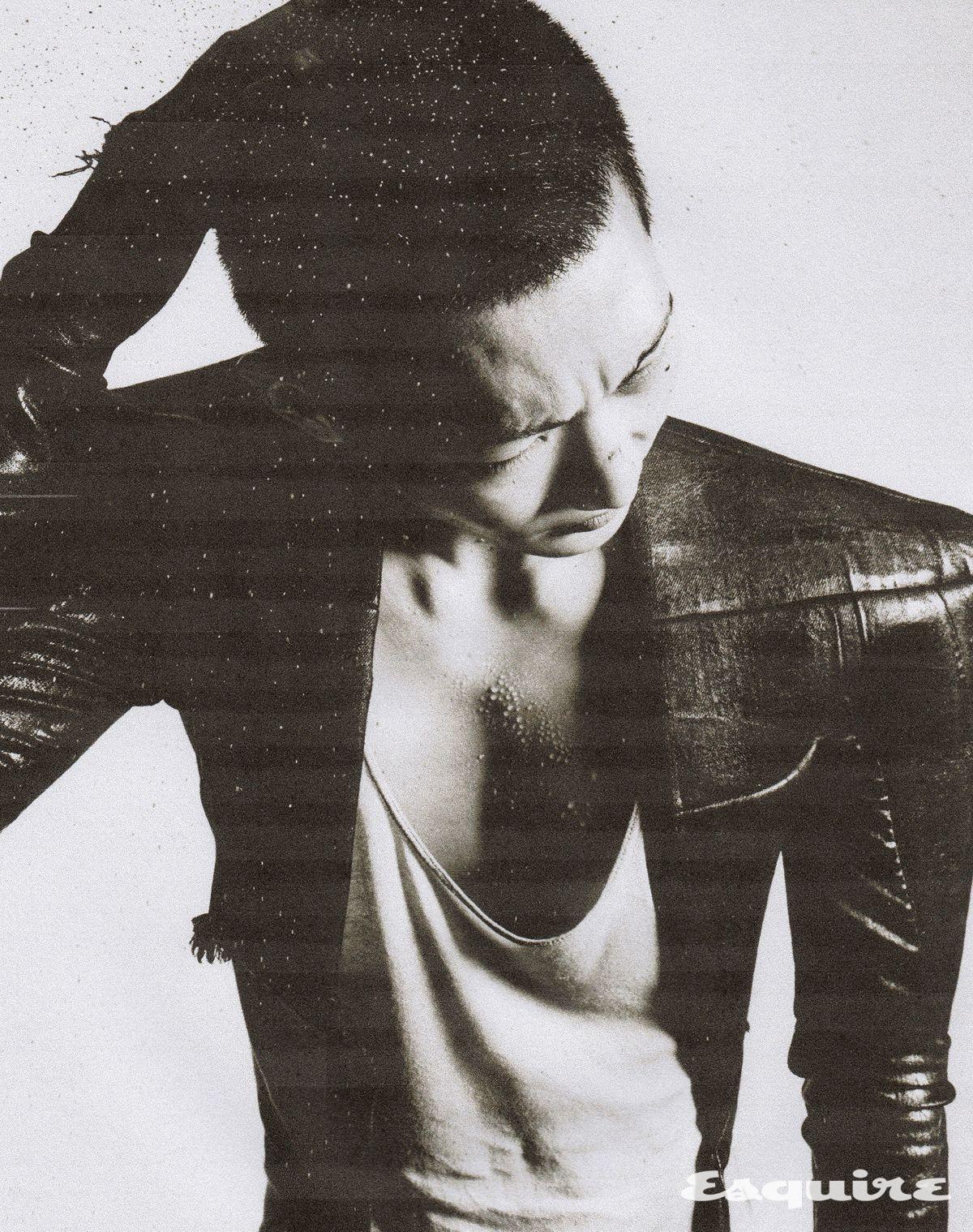 이미지 캡션 영역