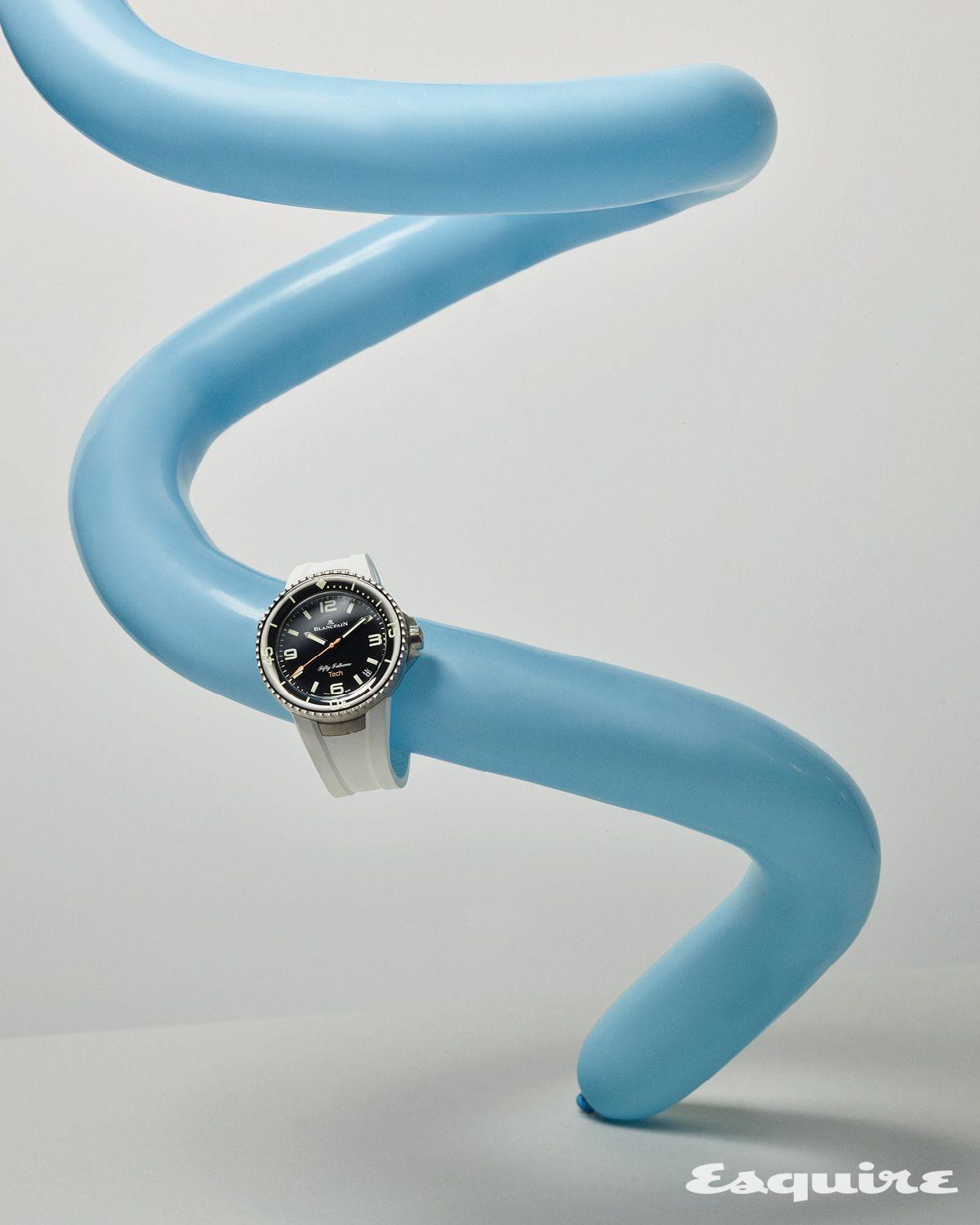 이미지 캡션 영역