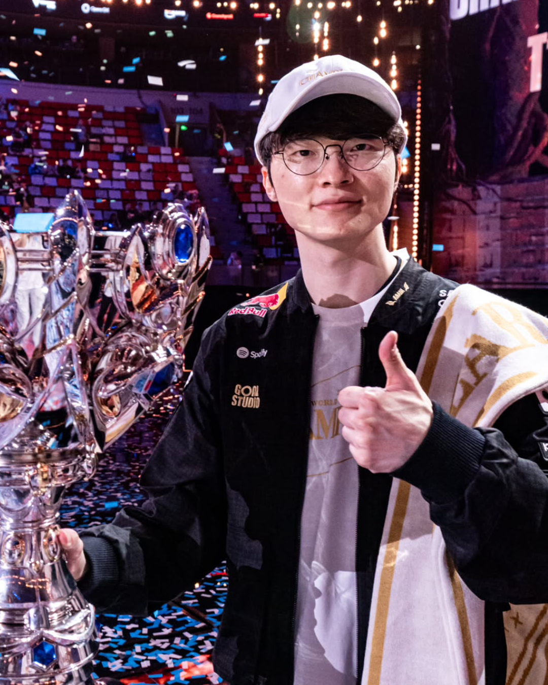 인스타그램 @faker/ 페이커 e스포츠 최초 청룡장 수훈 