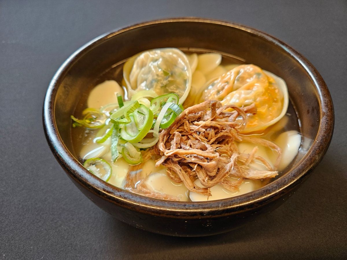 손만두로 유명한 운주당 떡만두국/ 이미지 출처: 네이버지도 업체 등록