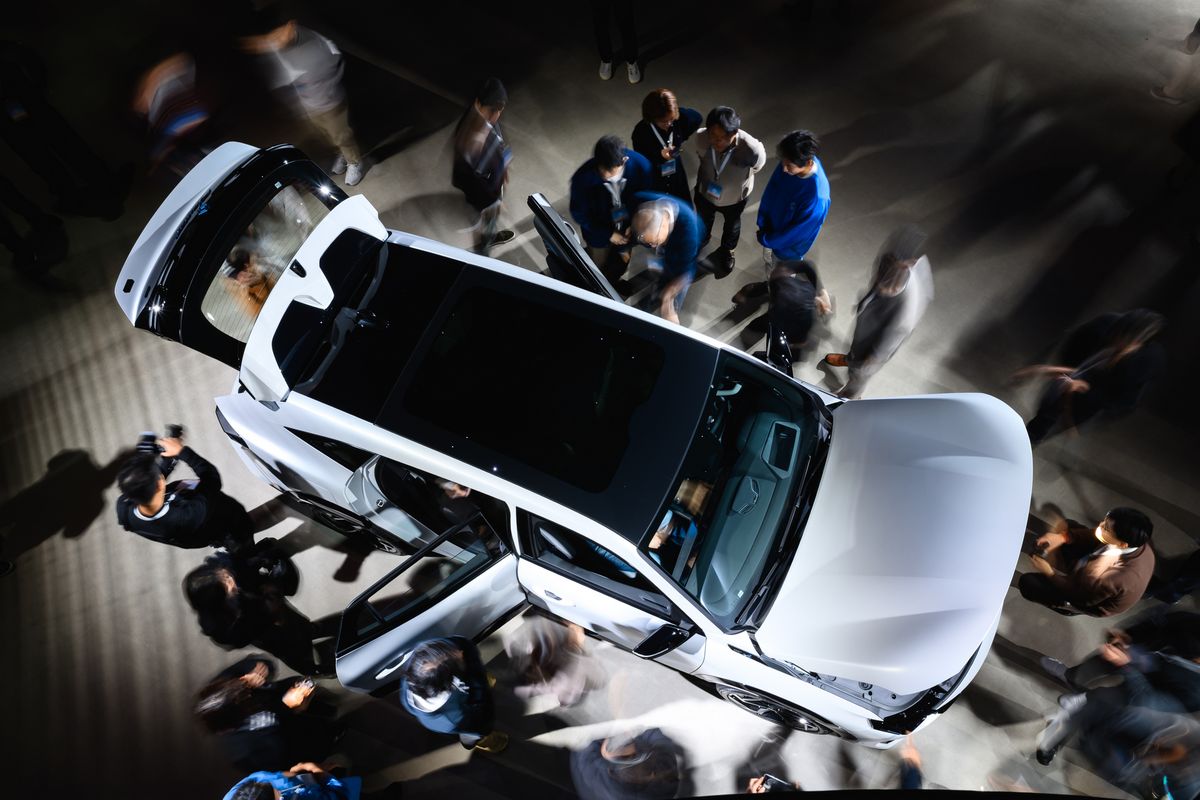 에스콰이어 클럽 멤버들에게 공개된 르노 FILANTE.