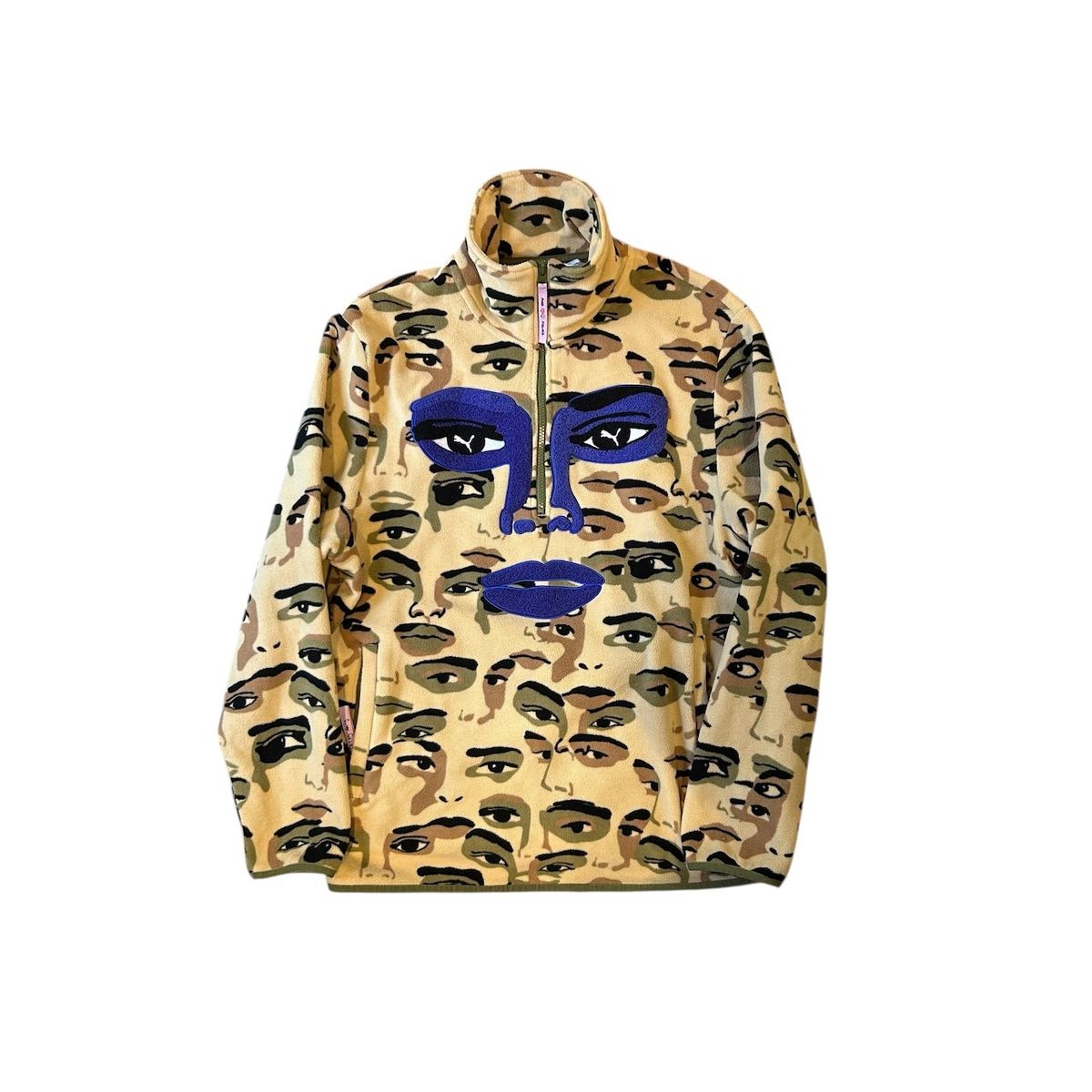 푸마와 키드슈퍼 스튜디오가 컬래버한 폴리스 하프 집업 이미지 / 이미지 출처: 키스멧. 