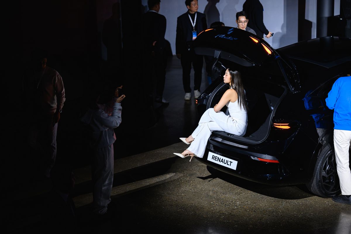 넉넉한 트렁크 공간을 자랑하는 르노 FILANTE.