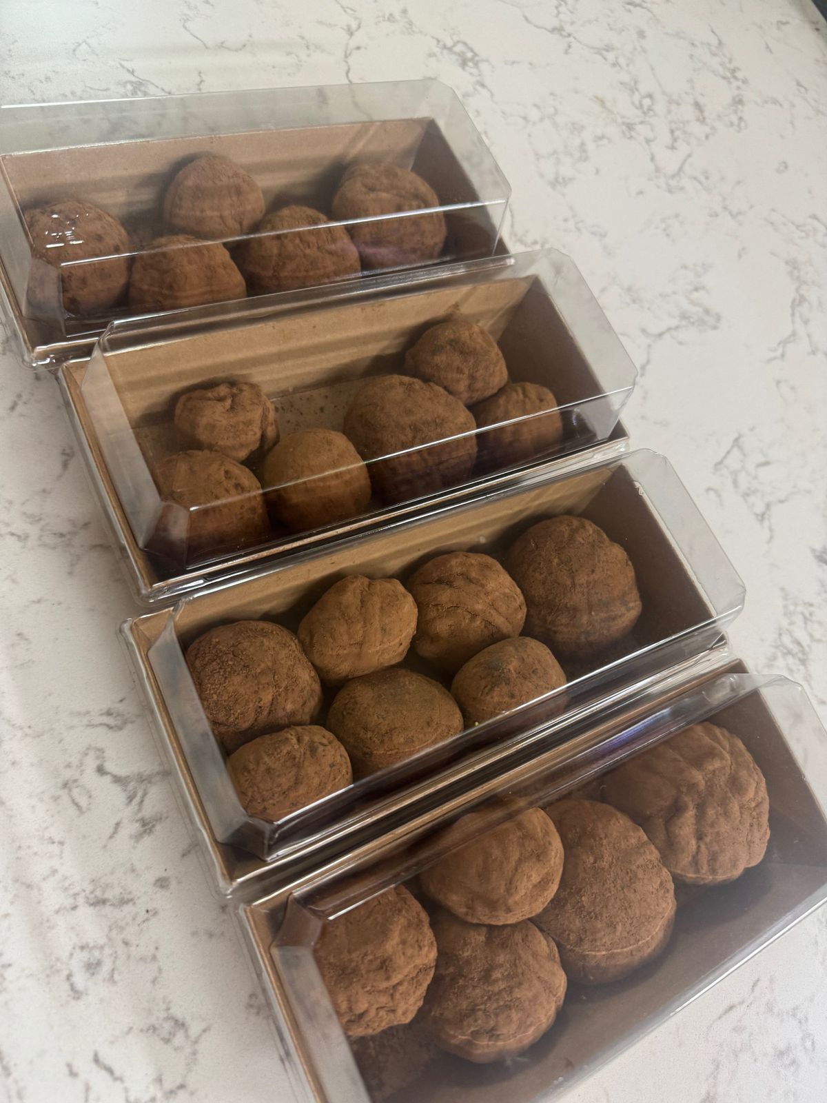 투어스 지훈이 직접 만든 두바이쫀득쿠키