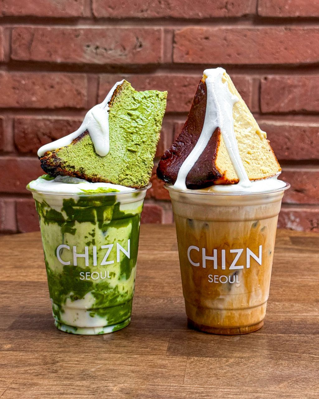 바스크 치즈케이크를 통째로 얹어준다. / 출처: 치즈앤 네이버지도 업체 제공