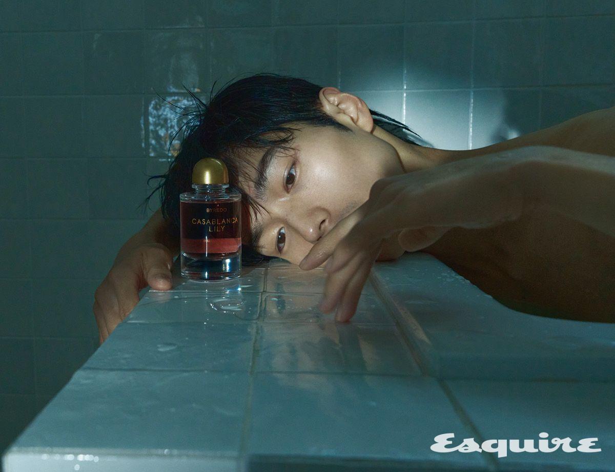 이미지 캡션 영역