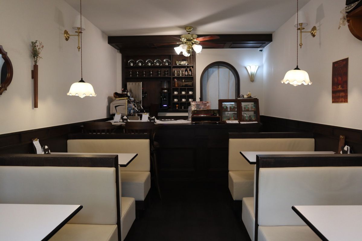 인테리어가 동화적인 분위기를 자아낸다. / 출처: 킷사온젠 네이버지도 업체 제공