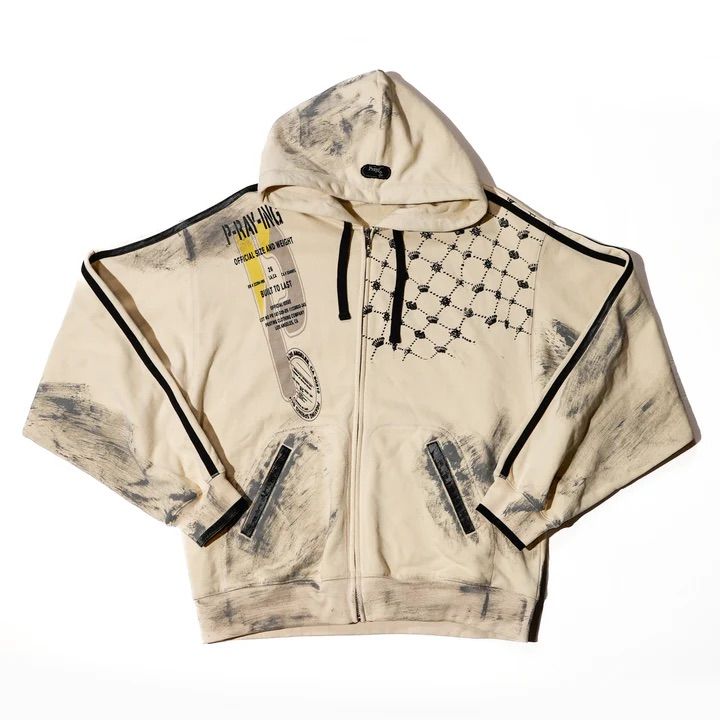 실수로 흘린 듯 헷갈리는 얼룩이 포인트인 아이템 / 이미지 출처: 프레잉.