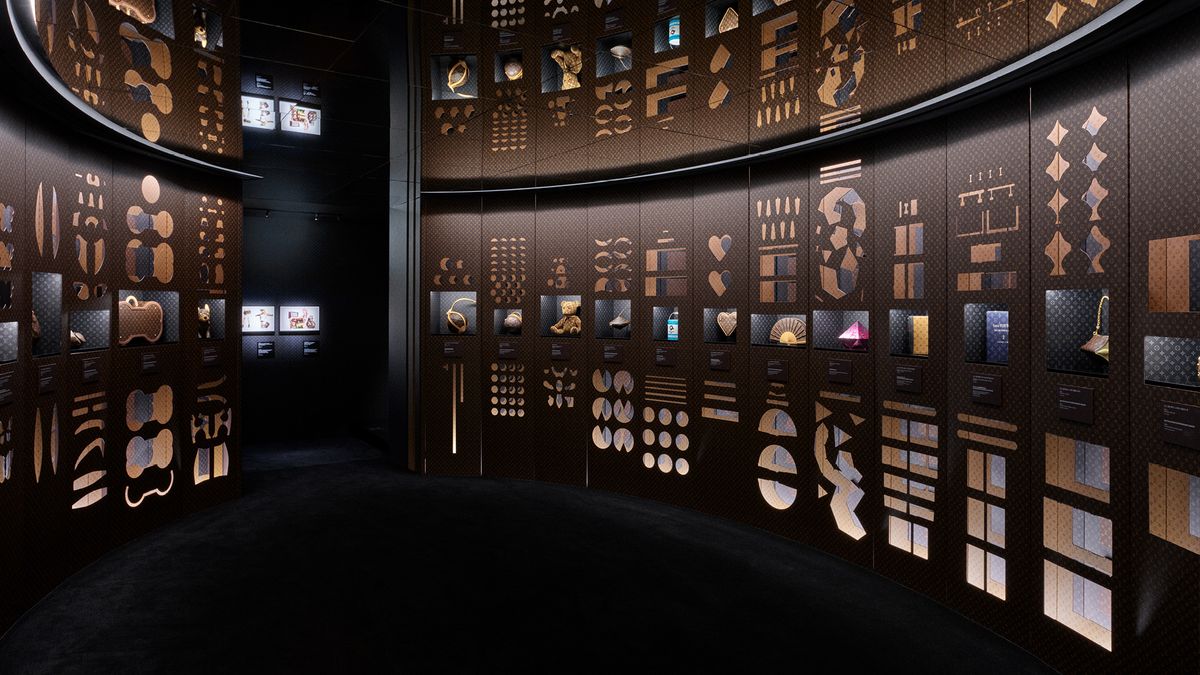 루이비통 비저너리 저니 서울 모노그램 룸, 1896년 탄생한 모노그램을 입체적으로 조명합니다. / 이미지 출처: 루이 비통