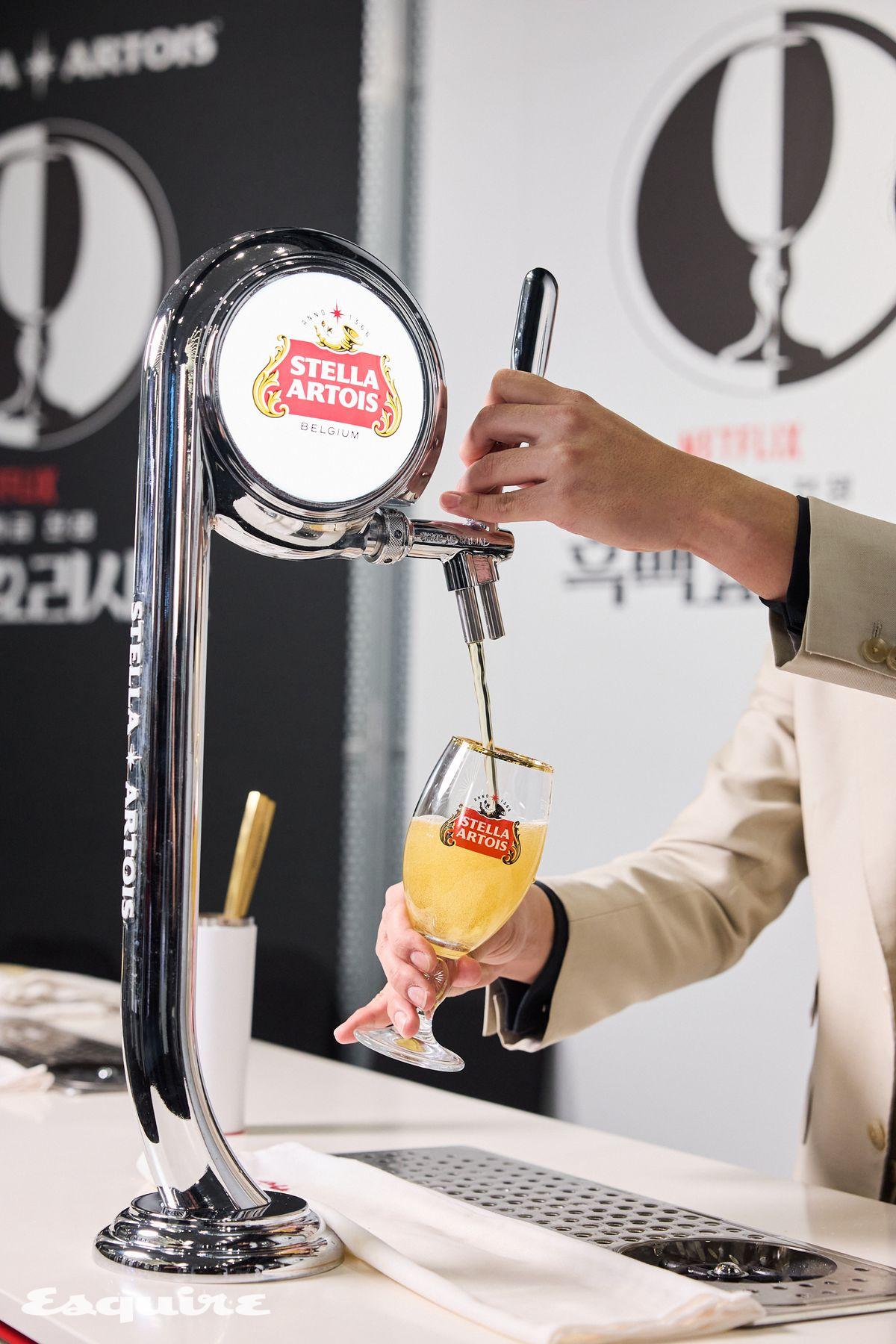 조영준 글로벌 드래프트 마스터가 퍼펙트 서브를 시연하는 모습. 