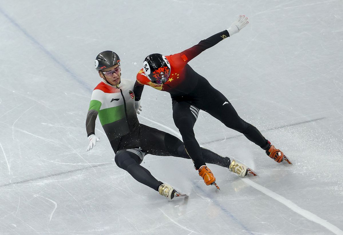 이준서의 경기 후반 라인 변경이 헝가리의 류 샤오앙과의 접촉을 유발했다는 이유로 실격 처리됐다. / 출처: 게티이미지스