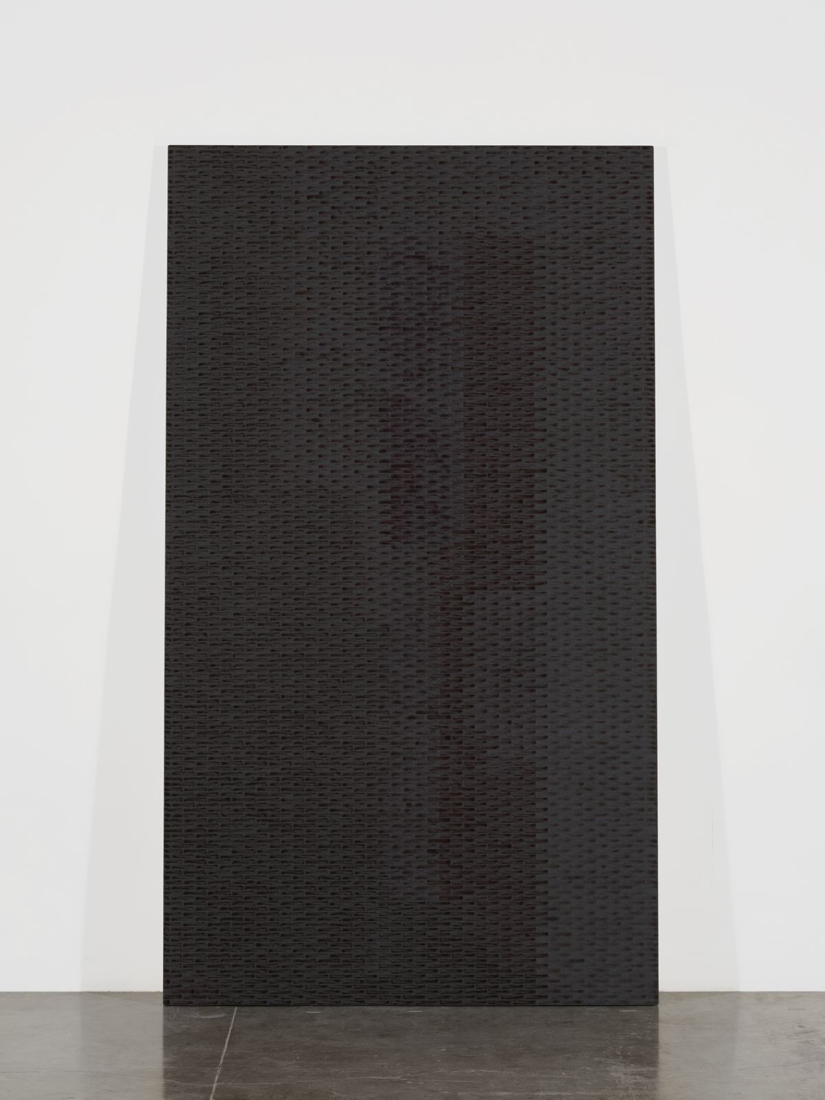 마리아 타니구치. 무제. 2024. 캔버스에 아크릴릭 그리고 연필. 213 x 121 cm작가및타데우스로팍갤러리,런던•파리•잘츠부르크•밀라노•서울제공 © Maria Taniguchi사진: 닐 오시마