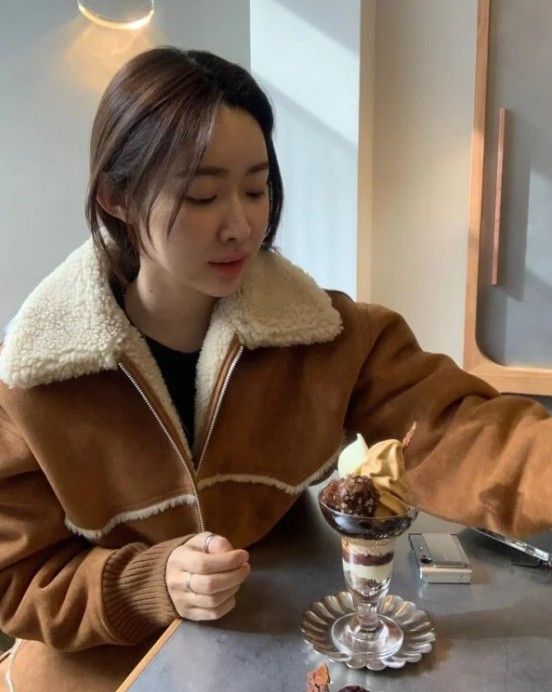 평소 커피와 디저트 맛집 즐겨 찾는 배우 차정원. 이미지 출처 : 인스타그램 @ch_amii