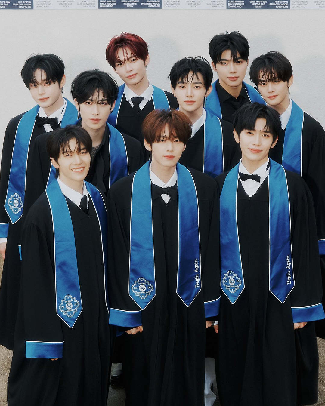 5인 체제로 제로베이스원을 이어가는 성한빈 김지웅 석매튜 김태래 박건욱/ 이미지 출처: 인스타그램 @zb1official