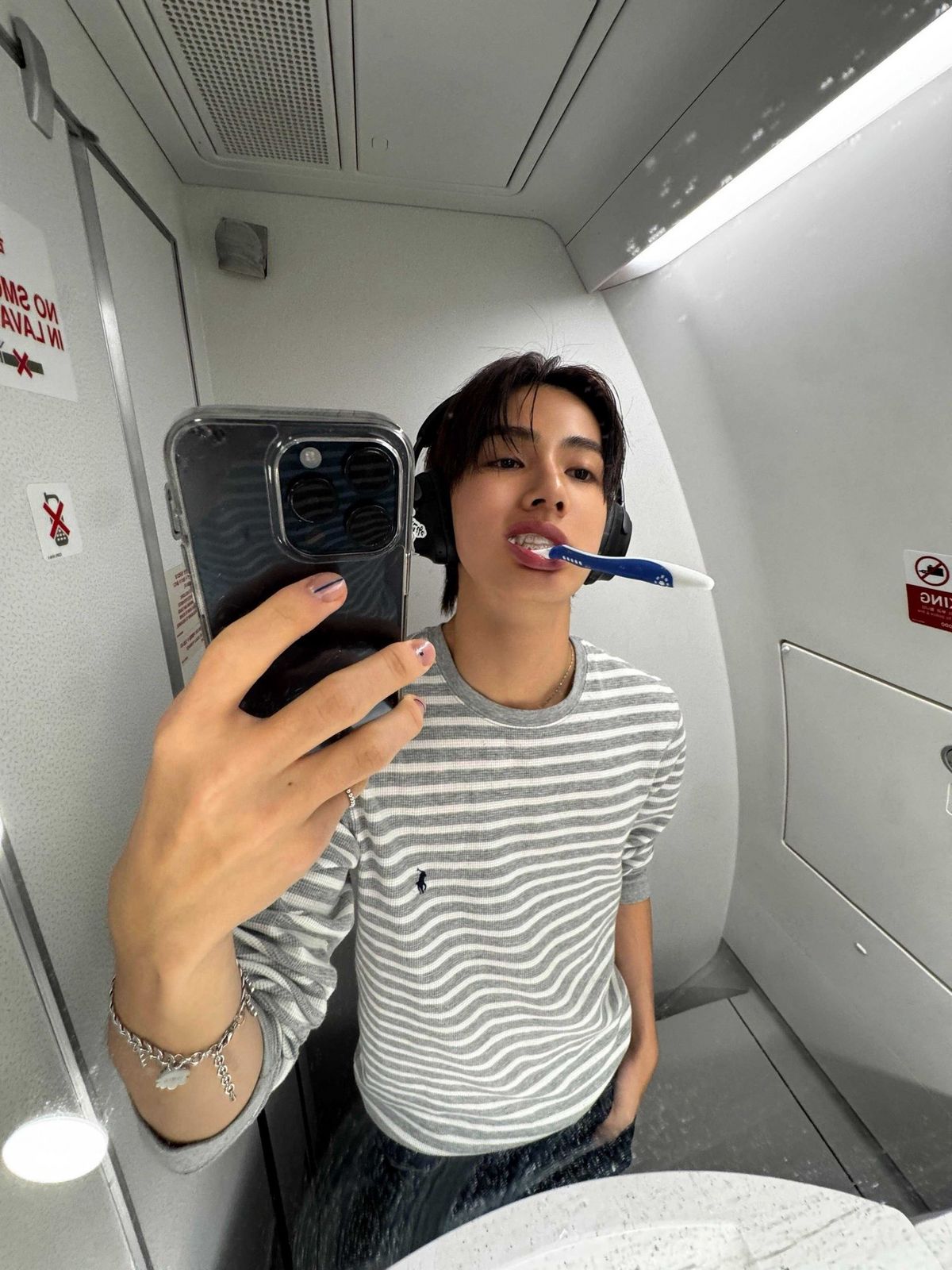 같은 폴로 랄프 로렌 제품이지만 다른 추구미를 가진 성현과 주훈 / 이미지 출처: 코르티스 SNS 및 위버스.