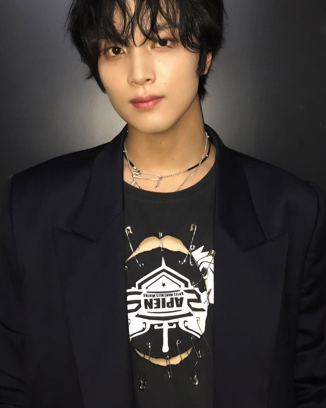 맥반석 계란처럼 매끈한 엔시티 해찬의 피부 / 이미지 출처: 인스타그램 @haechanahceah