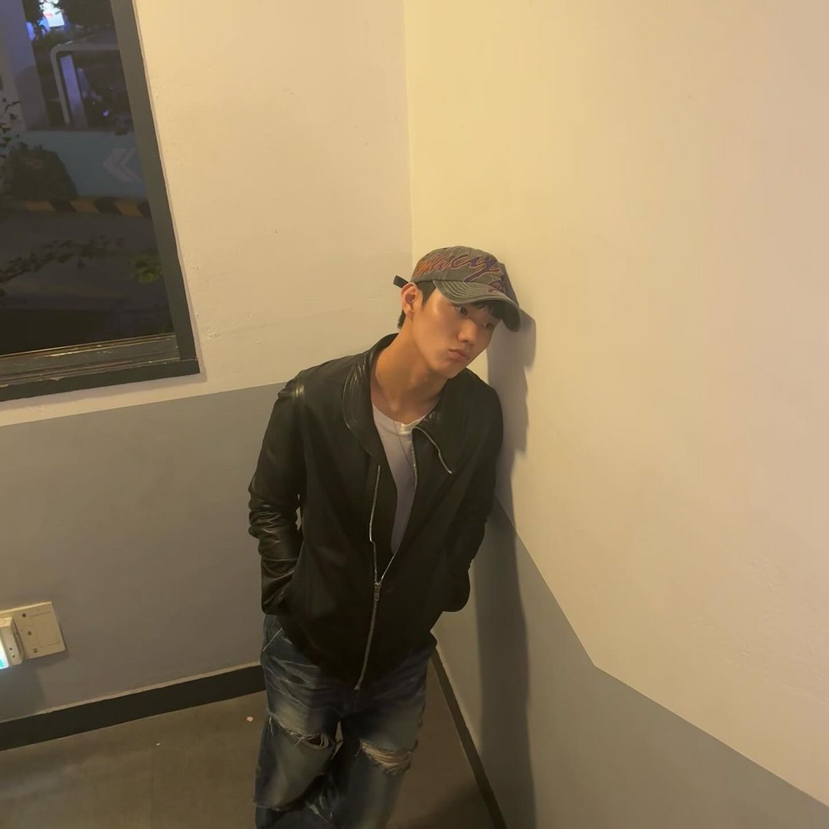 빈티지한 개강룩 추천 / 이미지 출처: 피원하모니 인스타그램 @p1h_official