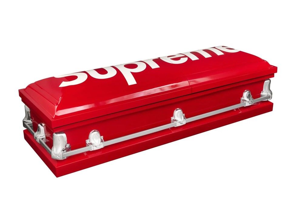 SS26 컬렉션으로 출시 예정인 슈프림의 관 | 출처: 슈프림