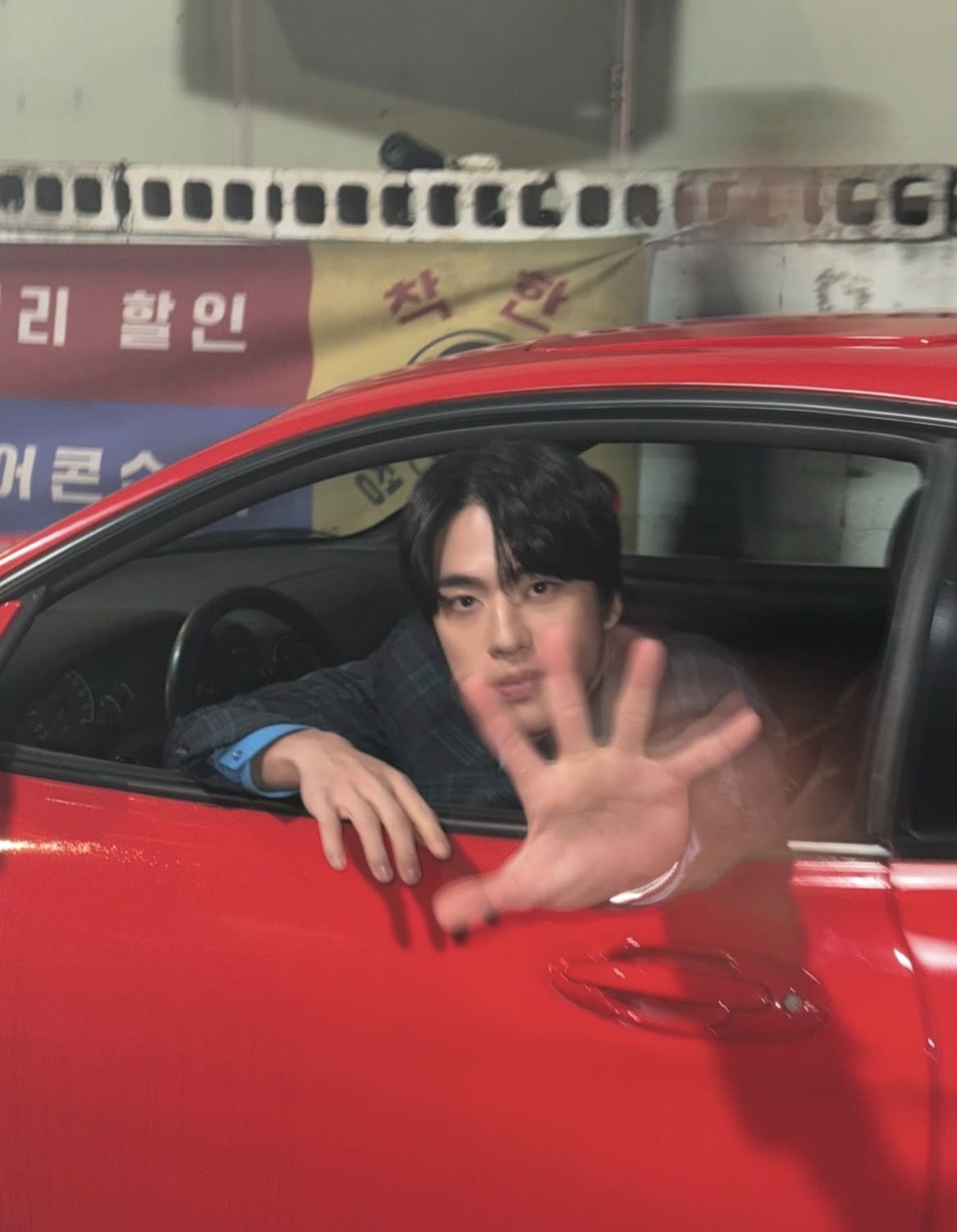 '언더커버 미쓰홍'에서 반전매력을 보여준 배우 조한결/ 이미지 출처: 인스타그램 @hangyul_cho