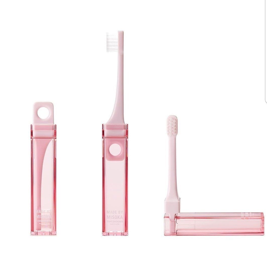 휴대성이 뛰어난 미소카 칫솔 / 이미지 출처: @misoka_korea
