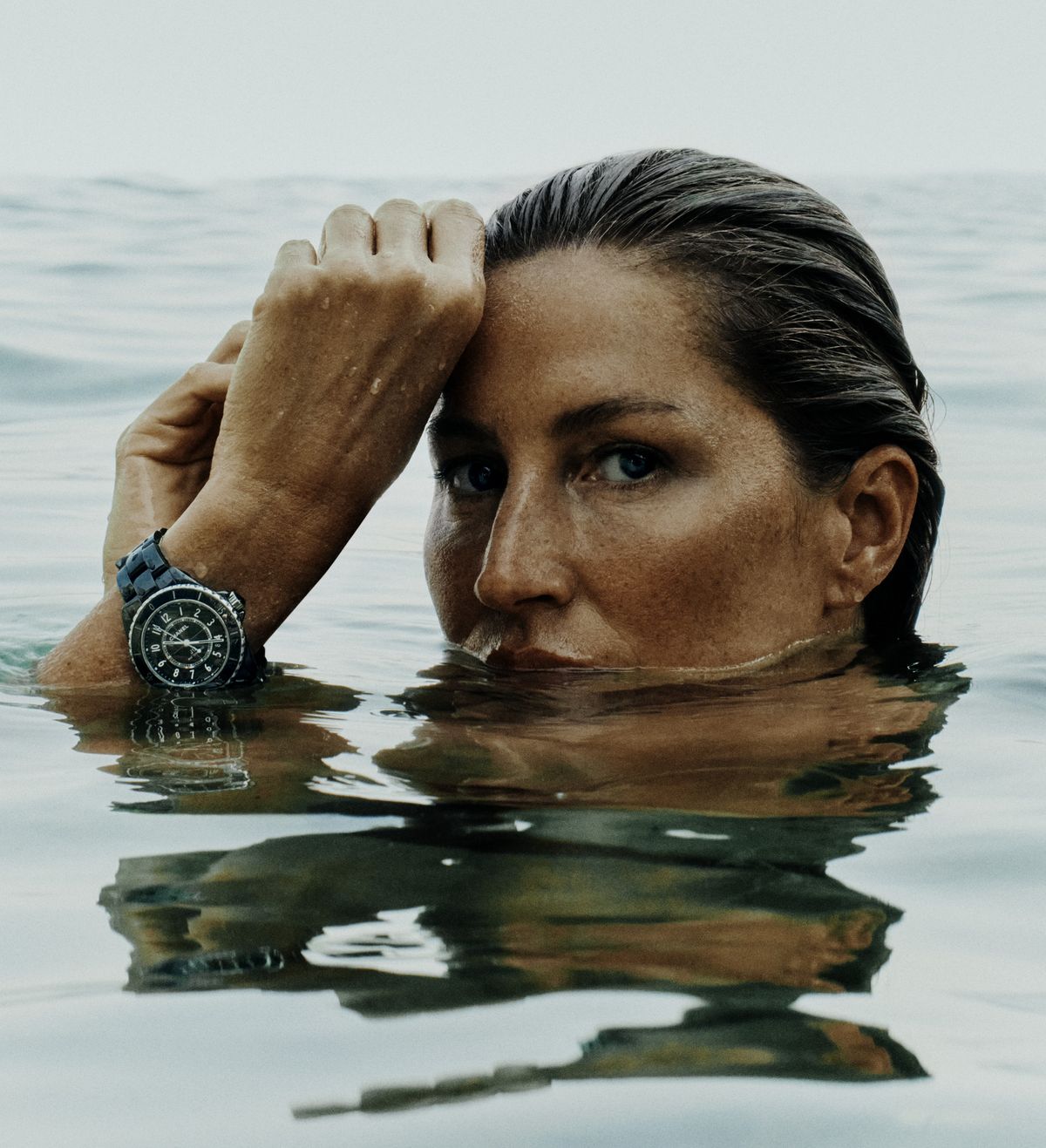 샤넬의 새로운 J12 캠페인 | 출처: 샤넬