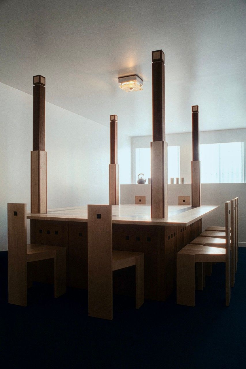 커다란 공용 테이블석으로만 구성된 ‘아사시’의 좌석이 눈길을 끈다. / 출처: 아사시 네이버지도 업체 제공