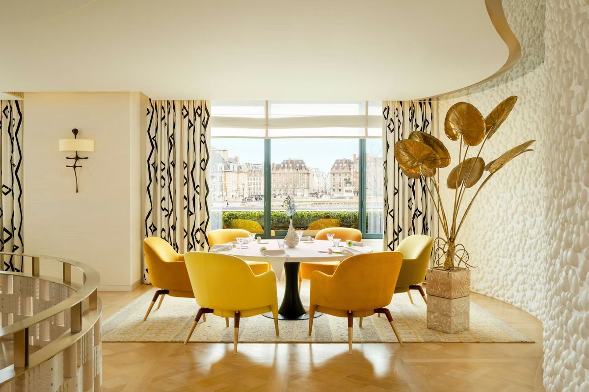 개점과 동시에 미슐랭 3스타를 획득했던 파인다이닝의 정점, 플레니튜드 / 사진 출처: 슈방 블랑 파리