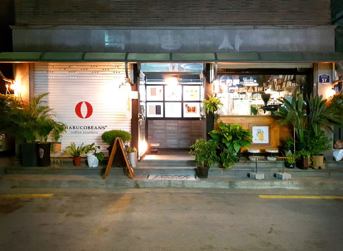 로스팅 챔피언의 카페 ‘커피그라운즈’ / 이미지 출처: 네이버지도 업체제공